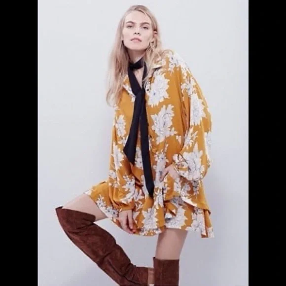 Free People Mustard Floral Mini Dress maanfacturer flaw - Picture 2 of 16